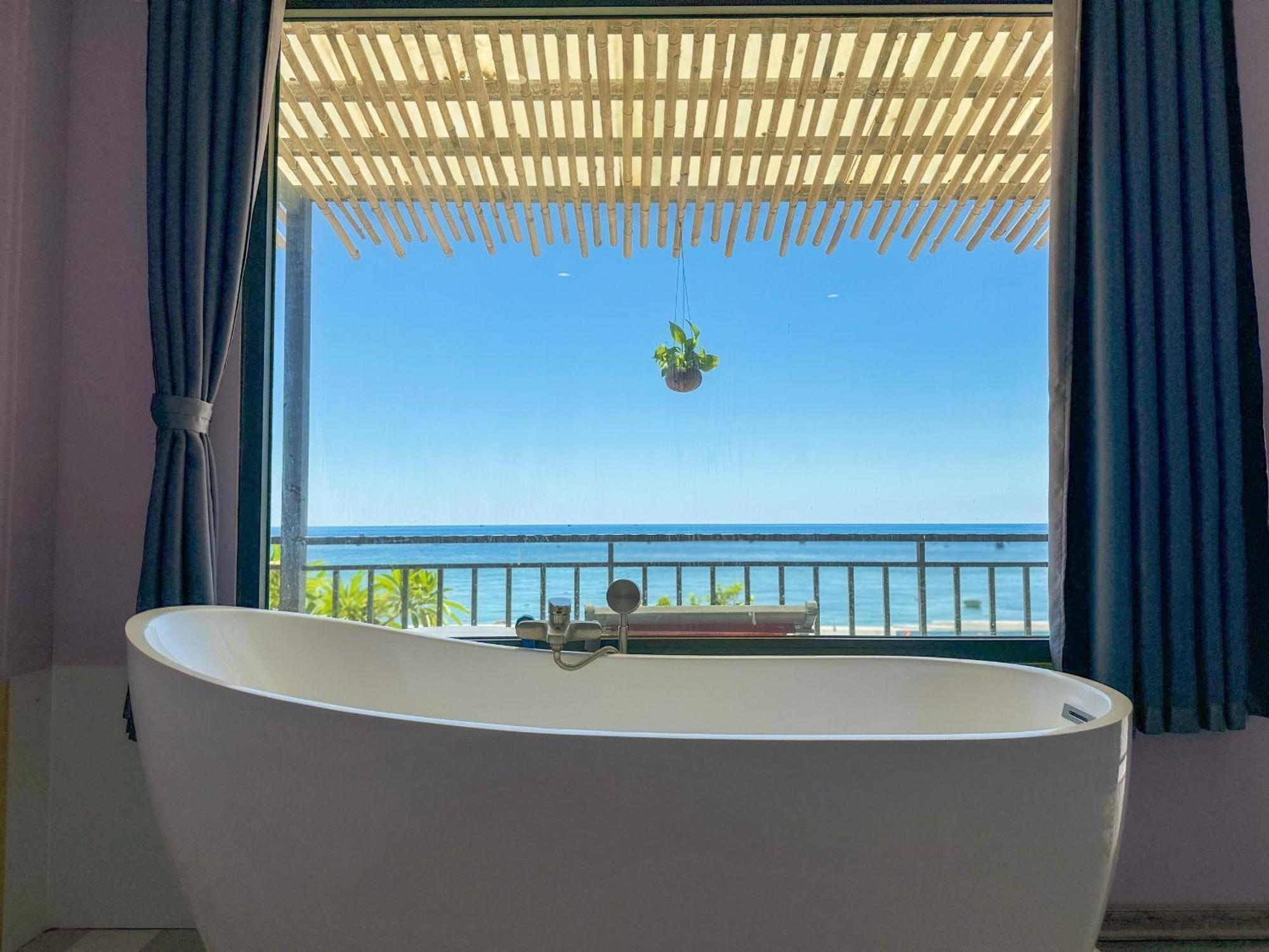 Beach Villa Phu Quy Cu Lao Thu Bagian luar foto